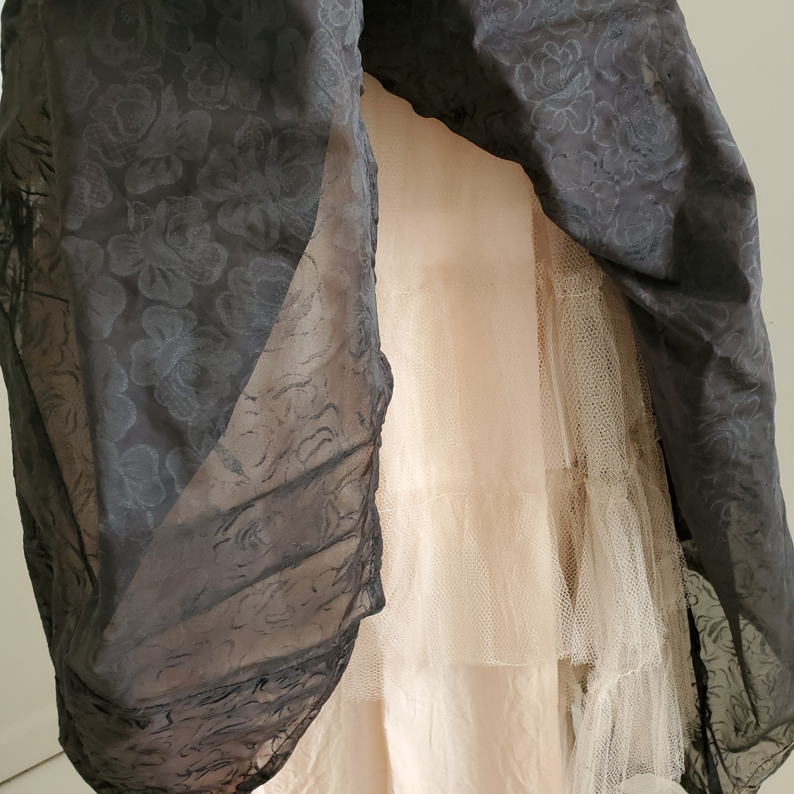 50s 60s Vtg Flocked Black Rose Party Dress - image 6