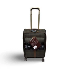 LONDON FOG Brentwood III 20" Expandable Spinner Carry on - Green