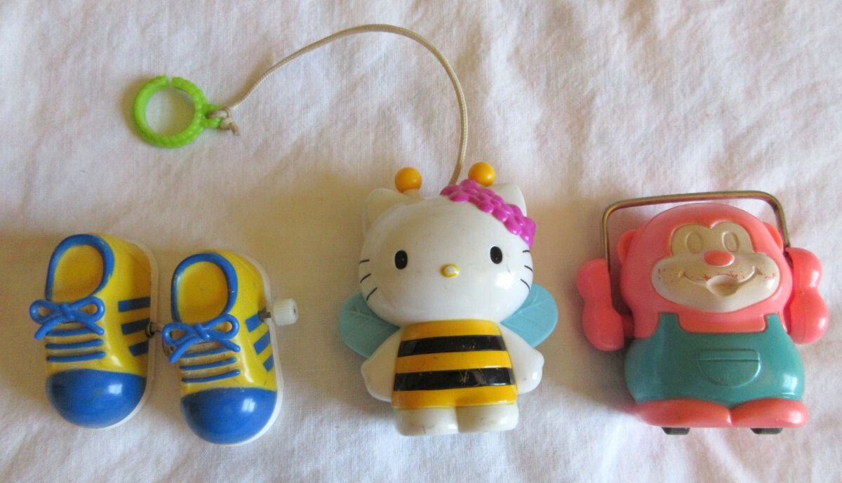 【ジャンク品扱い】 HELLO KITTY★６点【ヴィンテージ】 VINTAGE SANRIO♪♪1976年＊Hello Kitty Goods!!! | おもちゃ屋