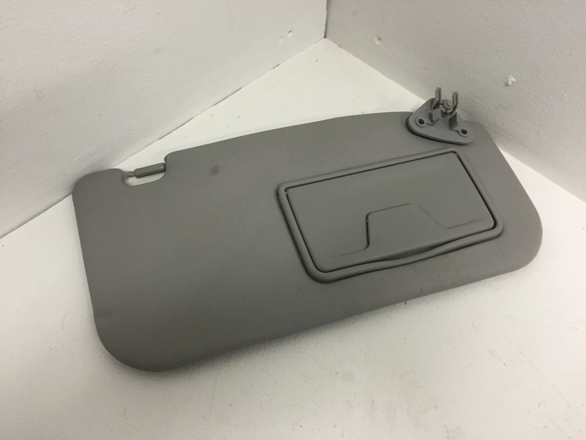 Mitsubishi lancer sun visor replacement deals