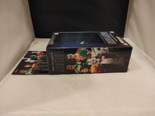 DC Direct Justice Green Lantern Collector Action Figure New - Picture 6 of 6