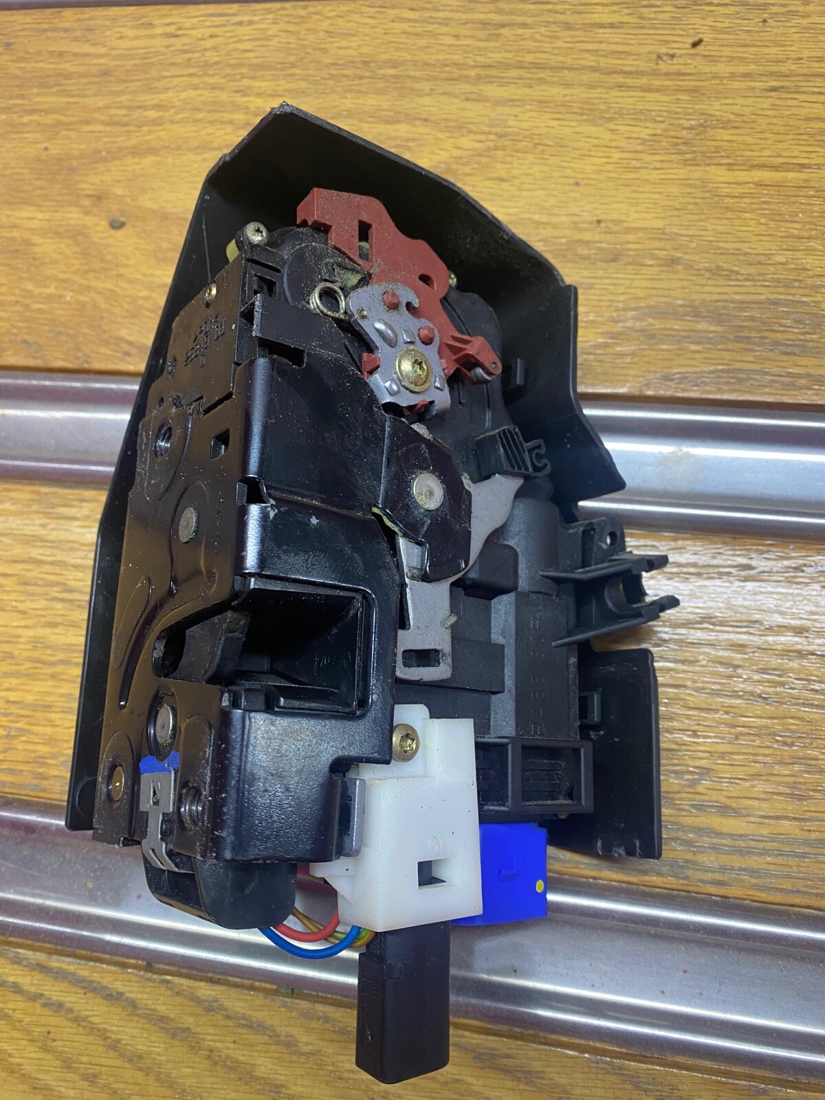 Bentley 04-10 CONTINENTAL Driver Front LH Left Door Latch Release Lock 3w0837349
