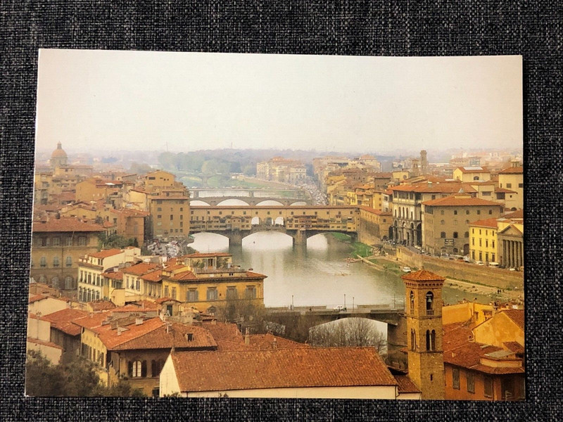 UNPOSTED Postcard Firenze - Veduta panoramica CEB 33 - Via dei Pustici, 5 50122