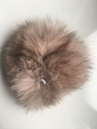 Pelz Bommel Blaufuchs Silberfuchs Rotfuchs Echt Fell Pompon Puder Rosa 12 cm NEU - Bild 9 von 10