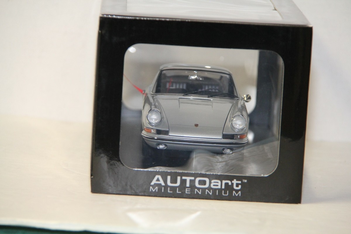 MINICHAMPS】限定499台 Porsche911R 2016/1967 Minichamps