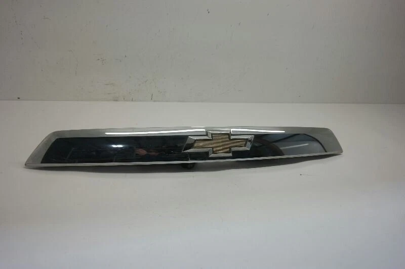 2011-2015 Chevrolet Equinox Liftgate Finish Panel  - Image 3 of 4