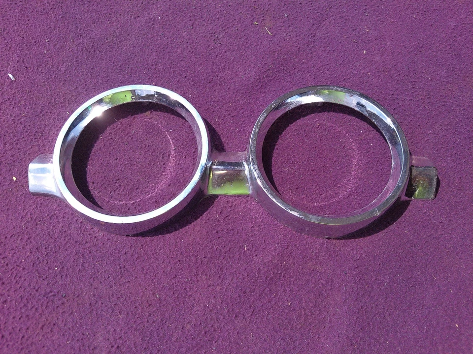 Pontiac Catalina Ventura Strato Chief 1960 luz trasera bisel cromado 5950956 diestro Foto 2 de 4