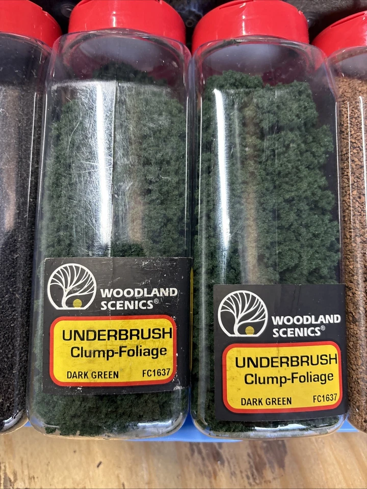 Woodland Scenics Scenery - Shaker Assortment - Ballast, Underbrush, Grass, Turf - Image 3 of 4