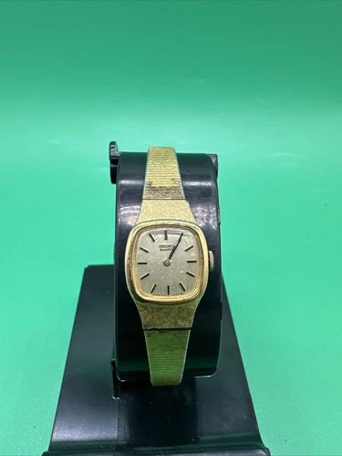 Vintage Seiko Quartz Dress Womens Petite Gold Tone Bracelet 1400-6579 Watch