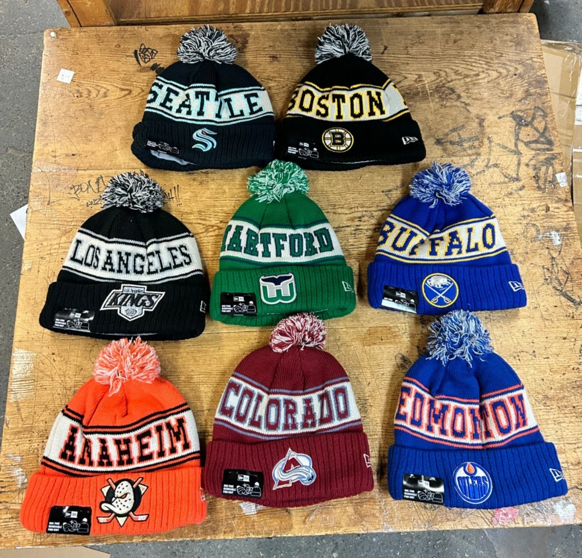 NEW ERA NHL KNIT RETRO OSFA WARM BEANIE POM POM AUTHENTIC NEW