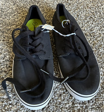 NWT Cat Jack Boys Size 5 Black Canvas Lace-Up Sneakers Shoes Classic Flat