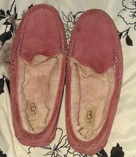 Ugg Mocassin Slippers women size 7