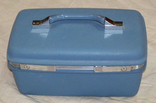 Vintage Samsonite Royal Traveller Montbello II Hard Train Case - Blue
