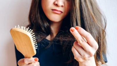 Tónico de romero para hacer crecer el cabello más rápido, Combate La Caída