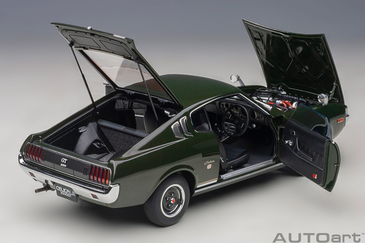 AUTOart 1973 TOYOTA CELICA LIFTBACK 2000GT (RA25) 1/18 MOSS GREEN