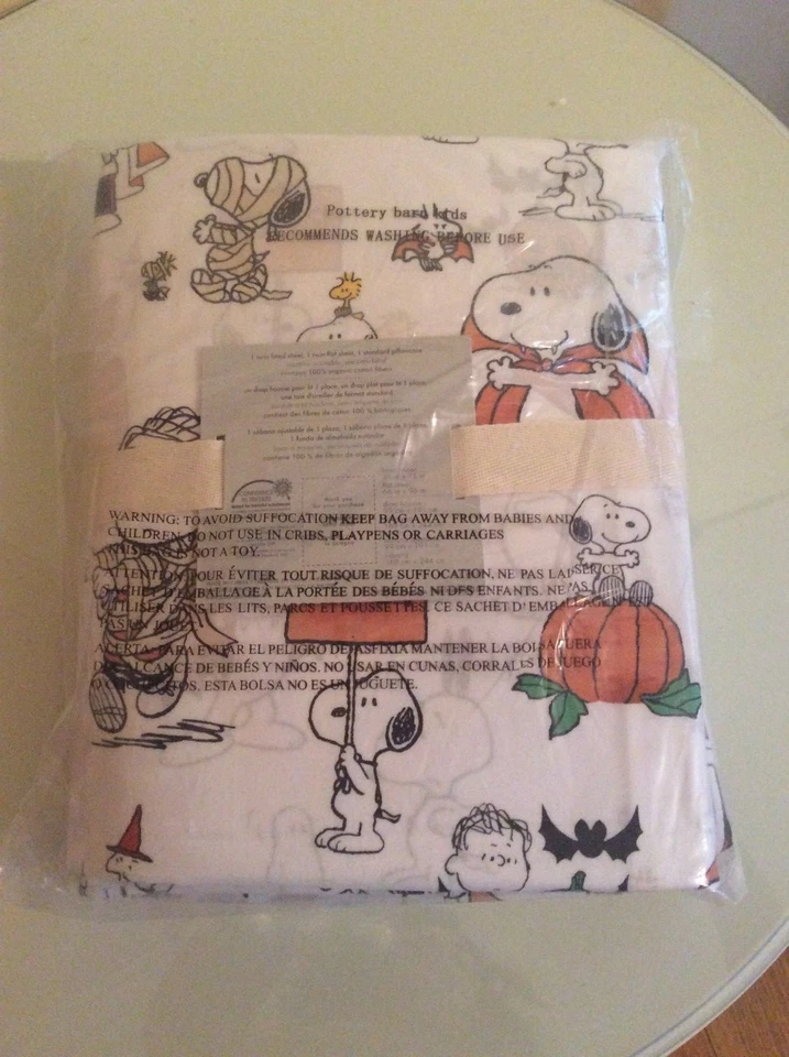 Juego de sábanas Snoopy Pottery Barn Peanuts HALLOWEEN TWIN escuela de vacaciones perro niño, Foto 3 de 4