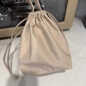 Eufy Pompe mammaire à l'usure S1 Double électrique sans mains Set Beige Sac blanc seulement
