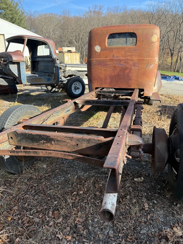 1946 Dodge Other  - Image 4 of 4