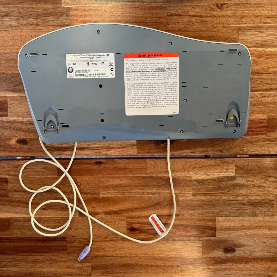 Microsoft Natural Multimedia Keyboard Ergonomic 1.0A Model RT9470 Wired Ps2 - Image 2 of 4
