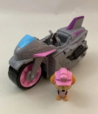 Paw Patrol Moto Pups Skye Deluxe Pull Back Motorcycle Vehicle And Figure