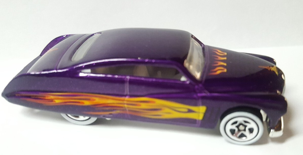 Hot Wheels Purple Passion Purple 1:64 Scale with White Wall