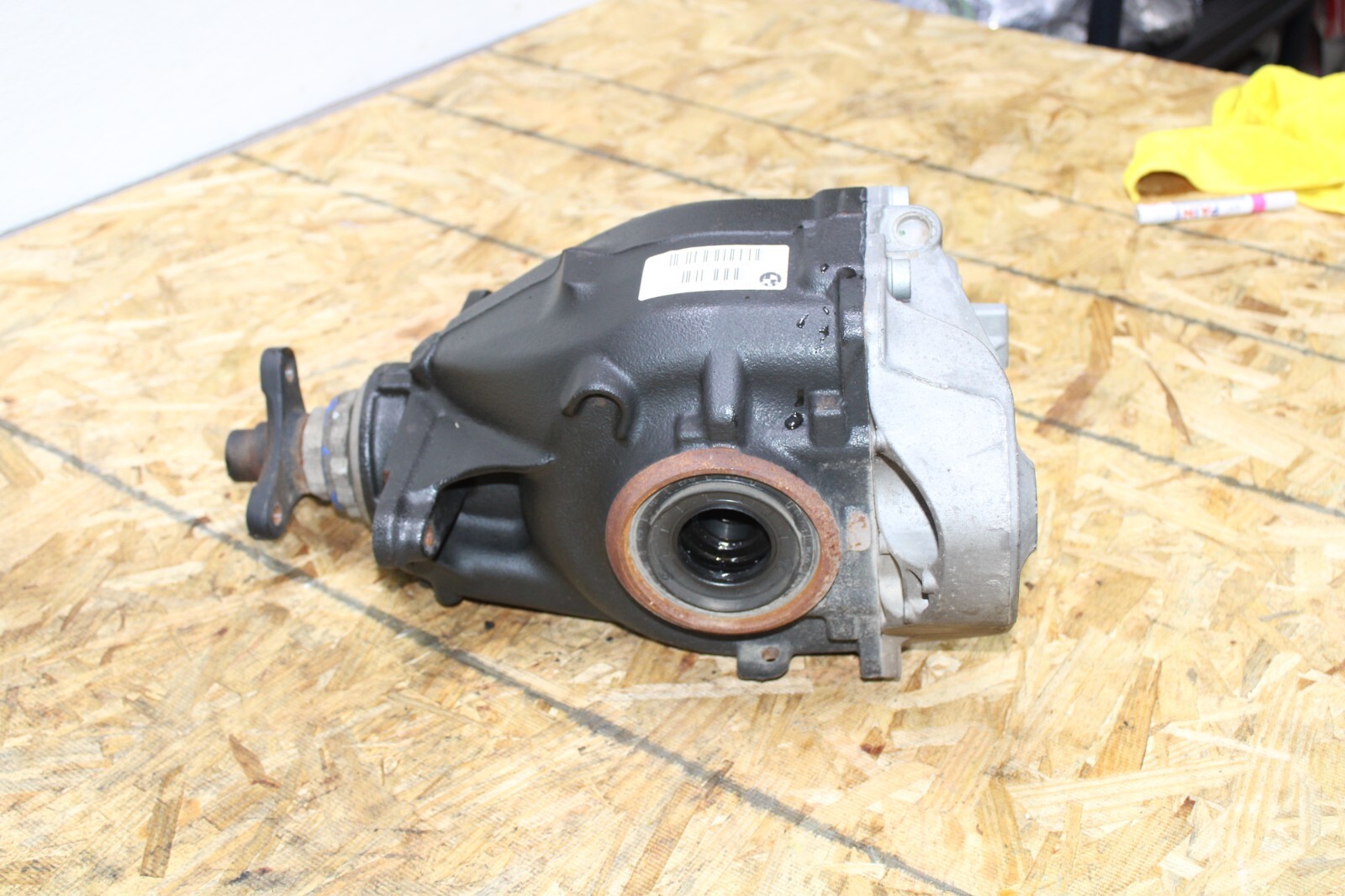 BMW F30 F32 328 335 428 435 Rear Axle Differential Carrier 3.15 Ratio