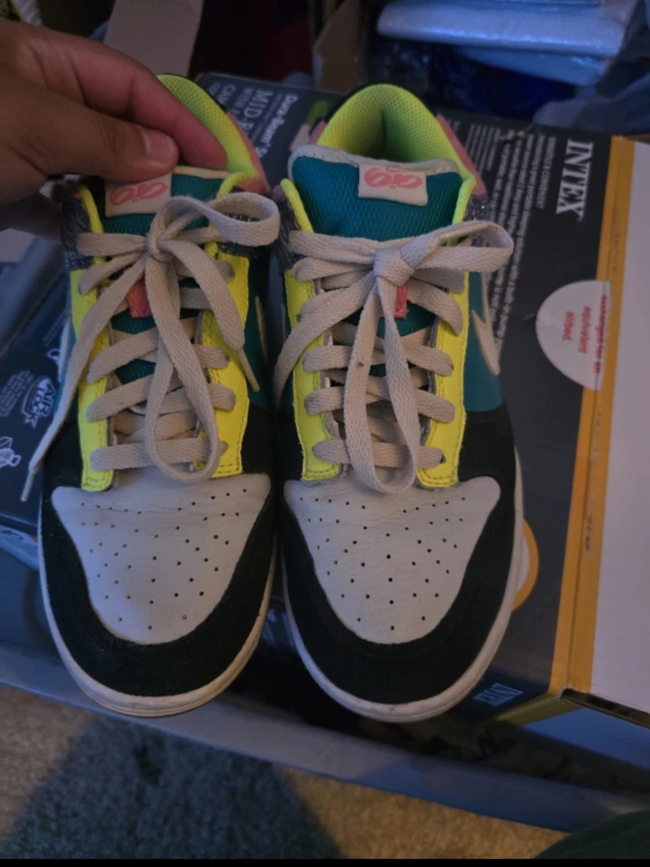 Talla 9 - Nike Dunk 6.0 Low Radiant Emerald Beach W Foto 4 de 4