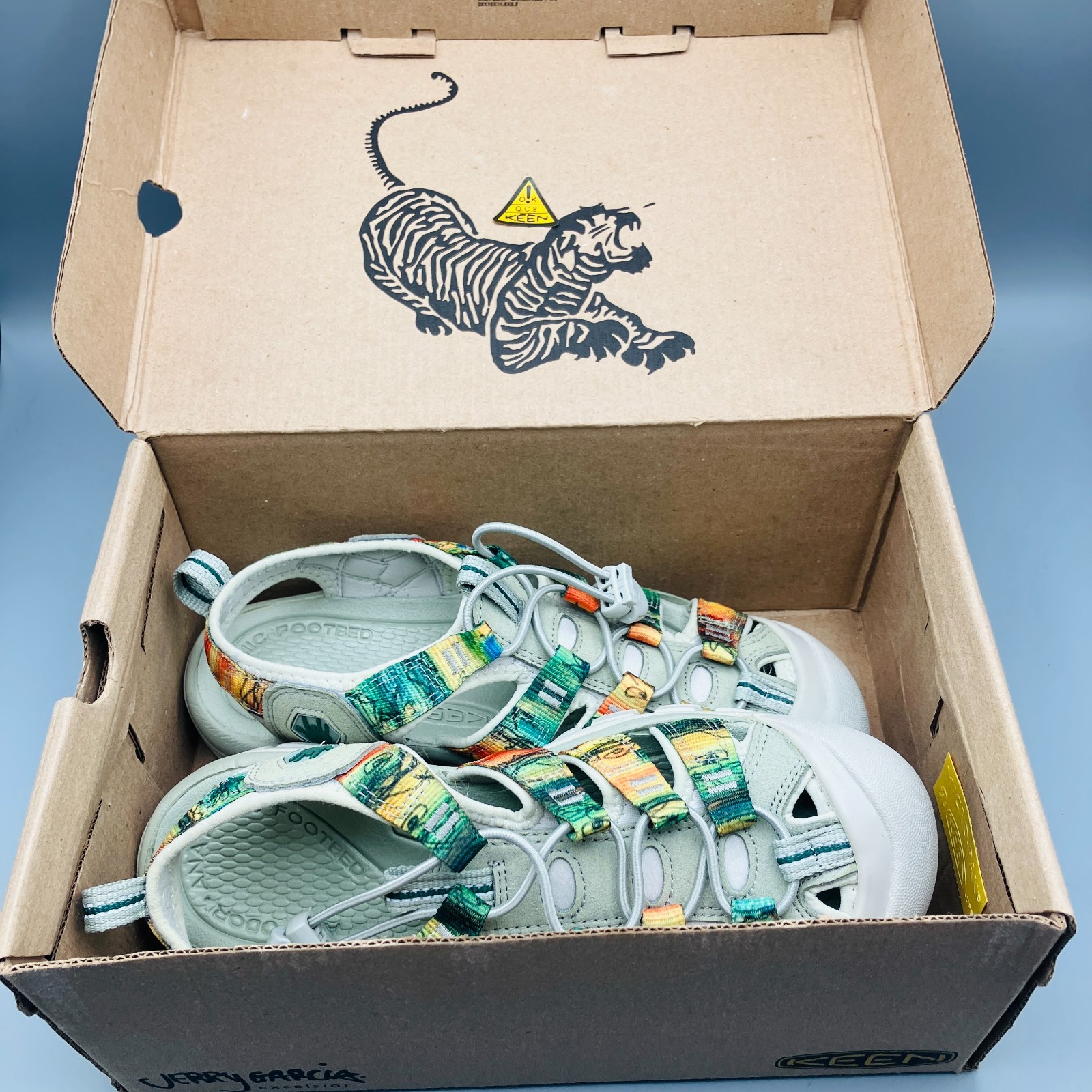 Sandali donna Keen Jerry Garcia Banyan Tree taglia 7 5 punta chiusa Newport retrò