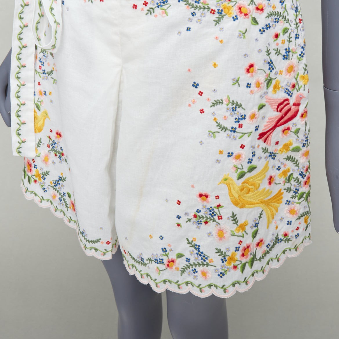 ZIMMERMANN Carnaby white linen cotton phoenix embroidery scallop shorts US2  S2 | eBay