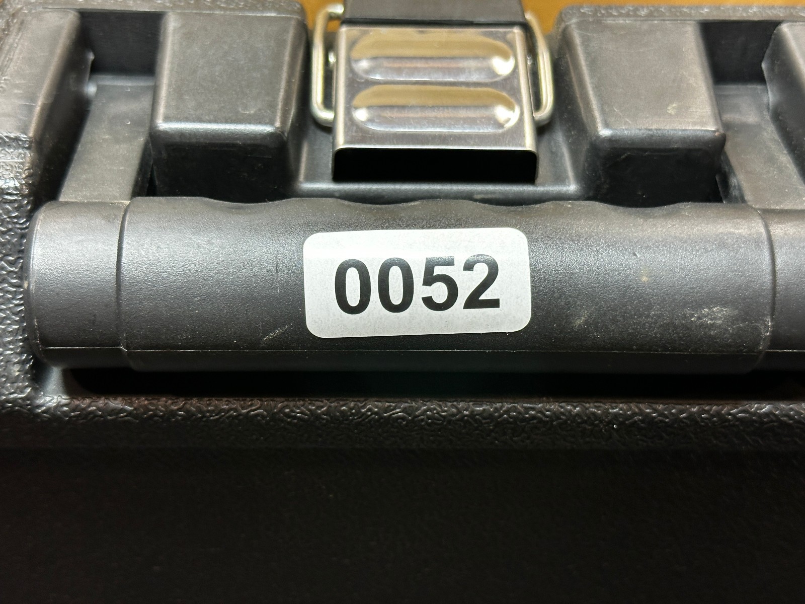 DeWALT  DW08802  Cross Line Laser Level 40' 1/4" Accuracy 2-Beam Red Laser  (52)