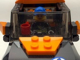 Lego 60085 City Racing 4x4 Truck with Power Boat w Manual 100% Complete Preowned