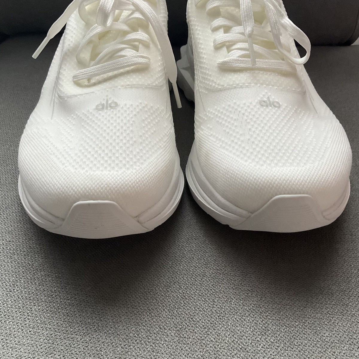 ALO Runner Shoes White/White Unisex 9.5M/11W | eBay