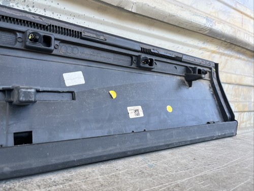 2020 - 2023 Audi Q8 SQ8 Left Front Door Lower Molding Used Oem 4M8853969 - Picture 15 of 18
