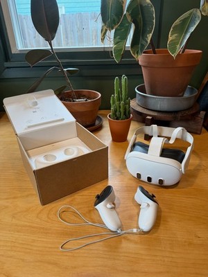 Meta Quest 3 128GB Mixed Reality Headset Asgard's Wrath 2 Bundle Original Box