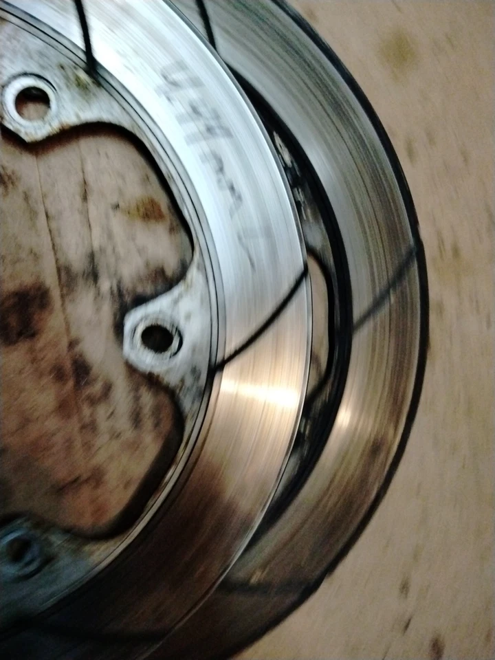 Juego de pares de discos de freno delantero honda v65 sabre disco rotor VF700 VF1000 VF1100 CB700sc Foto 3 de 4