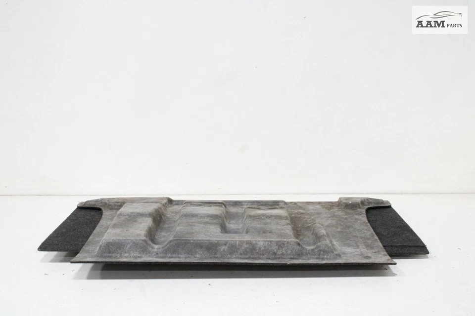 2011-2023 克莱斯勒 300 后部曲棍球车 SPARE COVER FLOOR CARPET LINER MAT 原始设备制造商 — 第 2/4 张图片