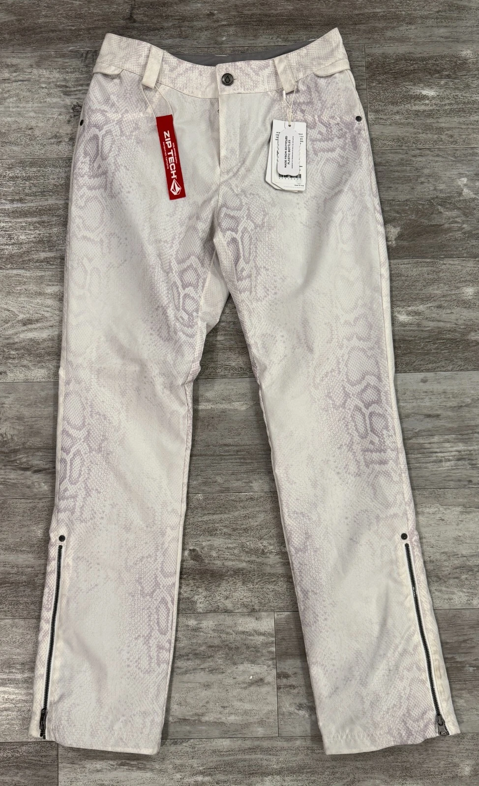 NEW VOLCOM Womens BATTLE STRETCH Snow Pants - Bone Snake - Size Medium