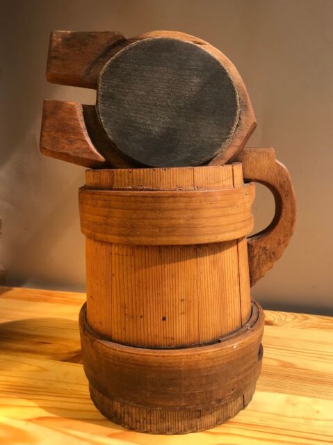 bucket with lid wood 19th cent. restoration without nails primitive