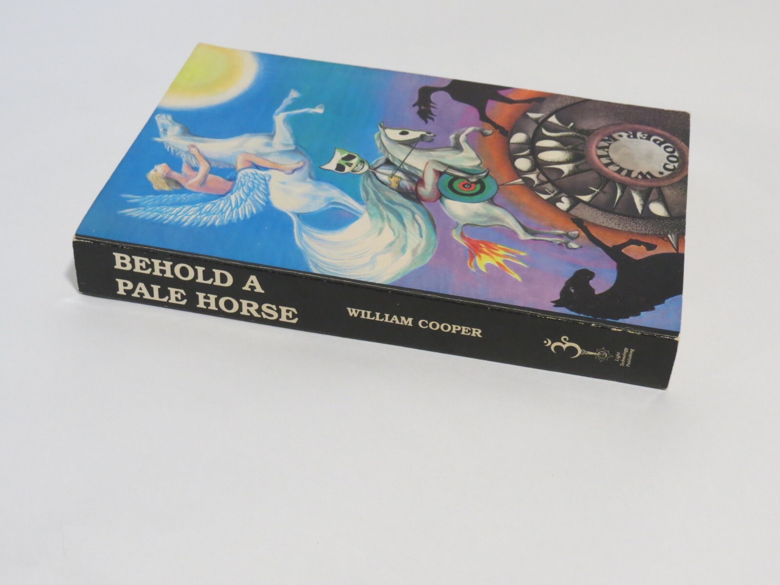 Behold A Pale Horse William Cooper 1991 PB Signed 2x Inscribed