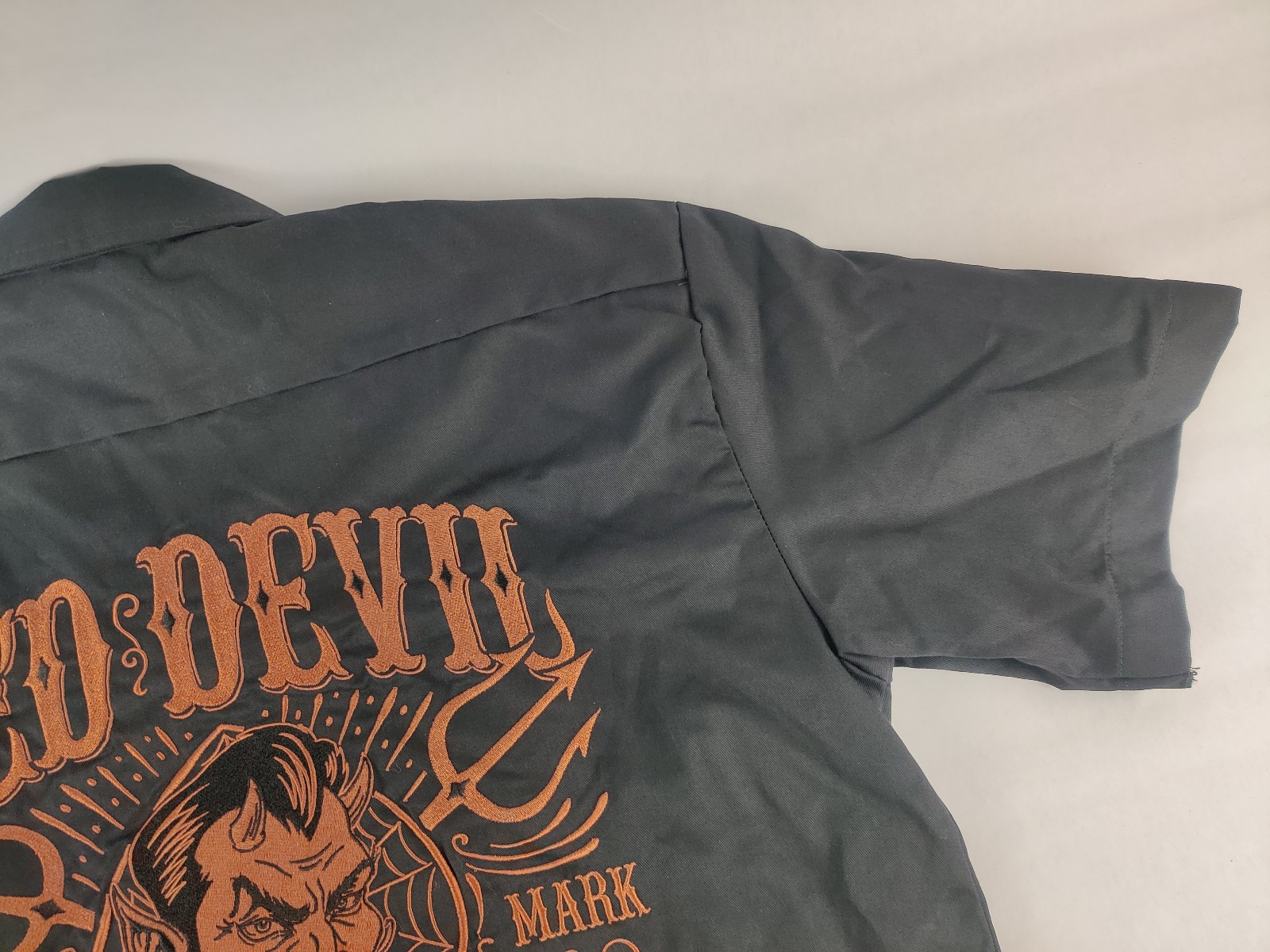 Red Devil Headed for Hell Button Down Dickies Siz… - image 7