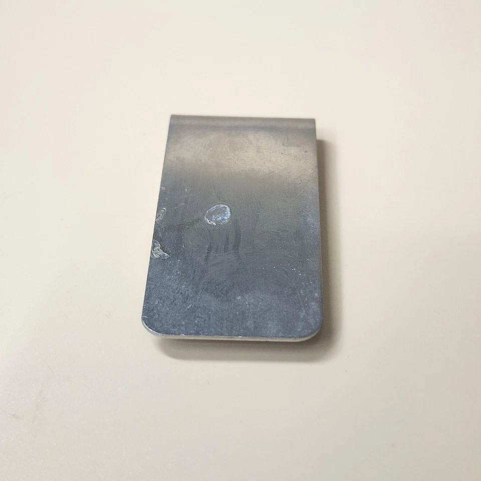 Clip para dinero de acero inoxidable delgado minimalista billetera soporte para efectivo sin marca 2 pulgadas Foto 3 de 4