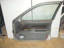 Porte avant et accessoires Renault SAFRANE