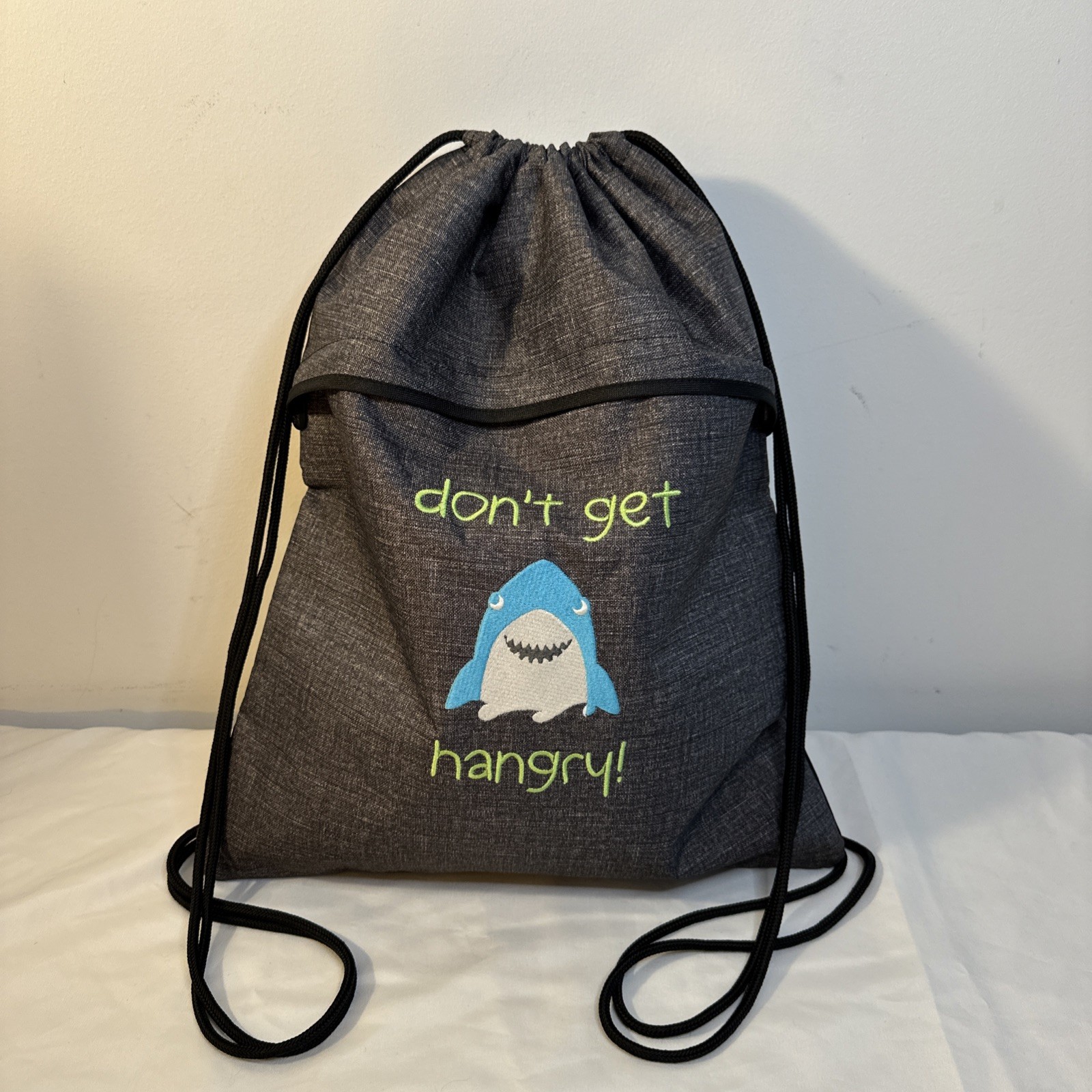 Thirty-One Thermal Cinch Backpack Shark Bag 31 Gifts Summer Kids Lunch Picnic