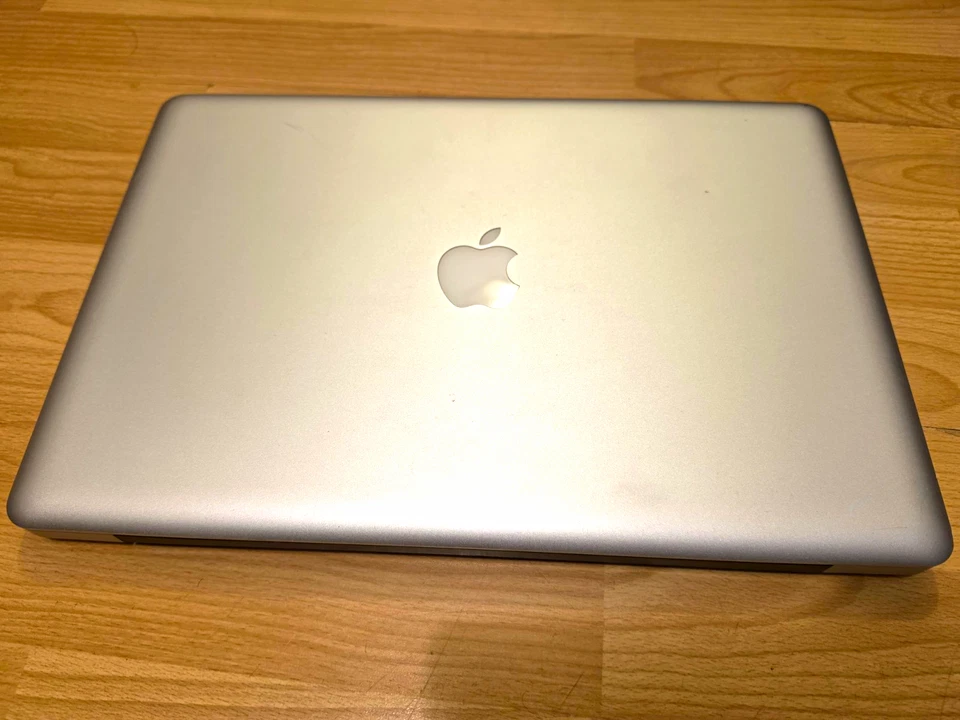 Apple MacBook Pro 15" 2012 · i7 · 8GB · 500GB, photo 1 of 5
