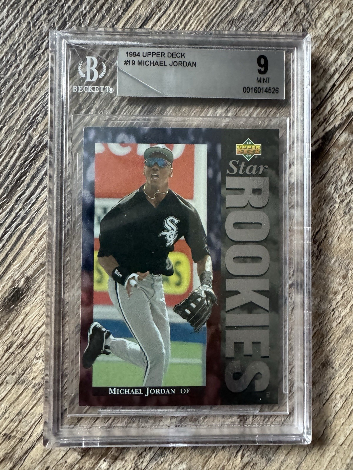 1994 Upper Deck Rookie #19 MICHAEL JORDAN RC BGS 9 HOF White Sox Slab Cracked