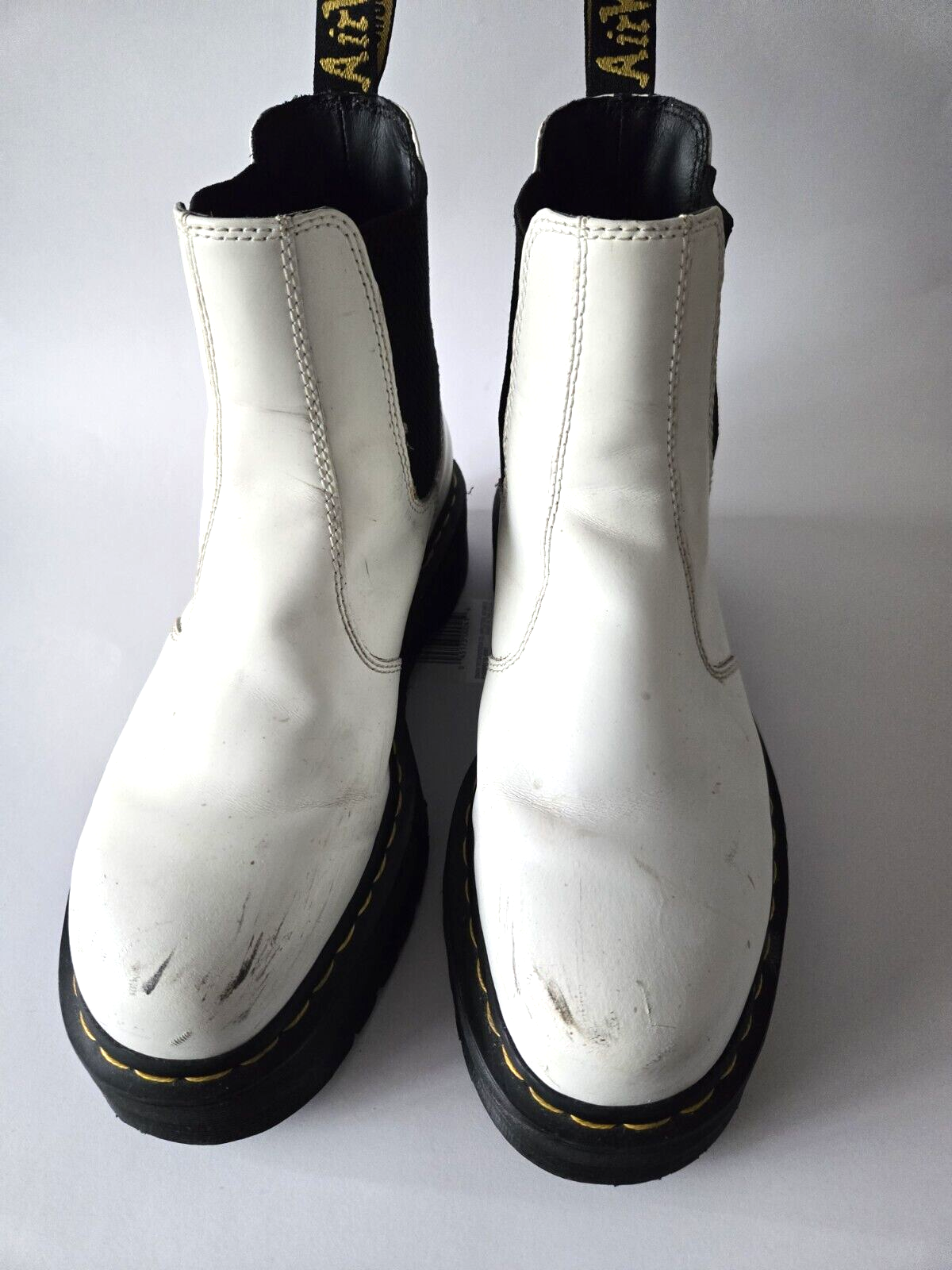 Unisex Dr. Martens 2976 Boots Quad Chelsea Leather White Size Mens 9/Womens 10