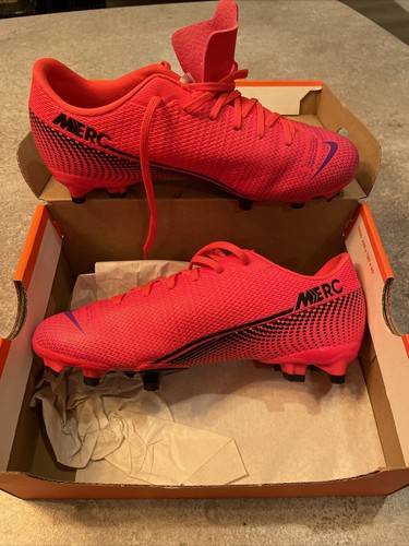 NEW Nike Mercurial Vapor 13 Academy FG 