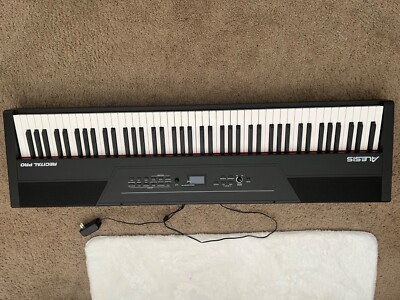 Yamaha PSR-EW310 76-Key Touch-Sensitive Portable Keyboard