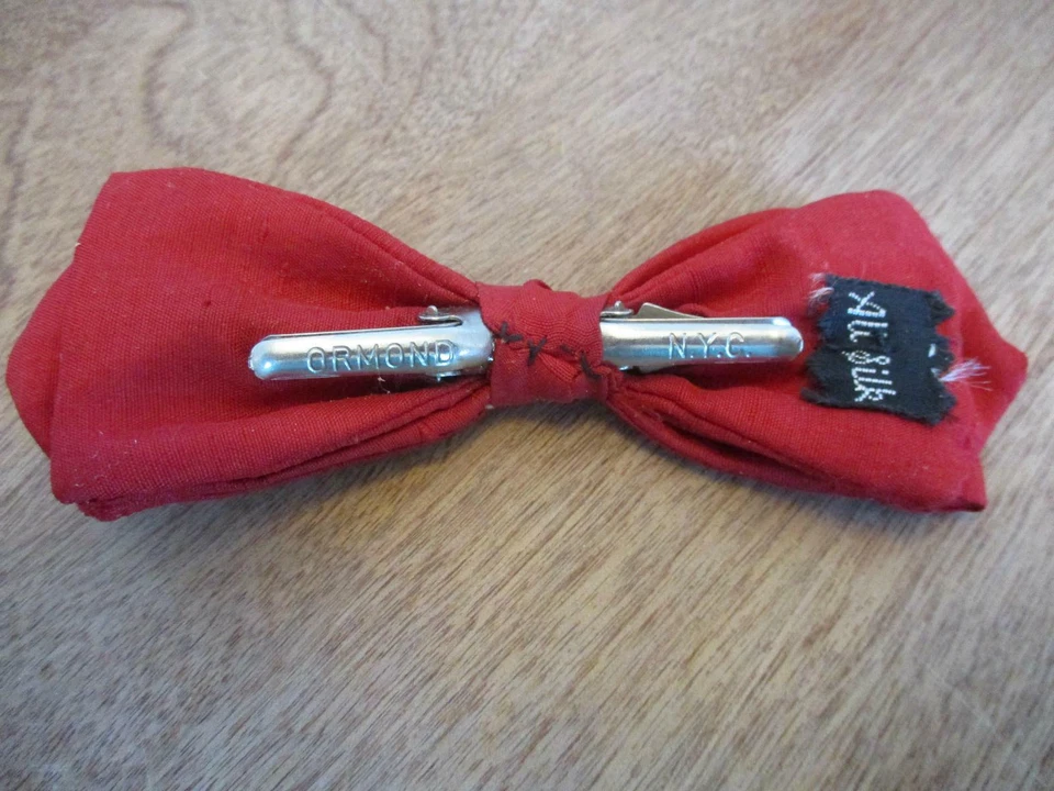 Vintage Red Silk Clip On Bow Tie 4-1/2" Wide Ormond NYC - Image 3 of 3