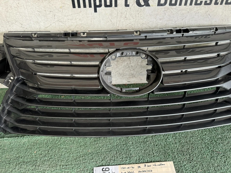 Parachoques delantero Lexus RX350 RX450 2016 2017 2018 2019 OEM AY06126 Foto 2 de 4